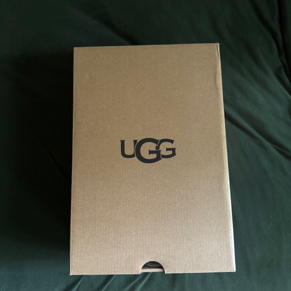 UGG Diara Bootie - NWOT - Picture 12 of 12